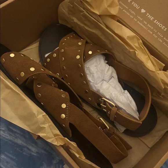 New! MADEWELL 10 The Tuley Crossover Sandals Slingback Studded Suede Dried Acorn - Picture 5 of 8